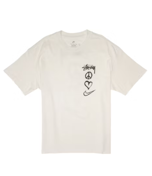 T-Shirt Nike® x Stüssy® Peace Love Swooch