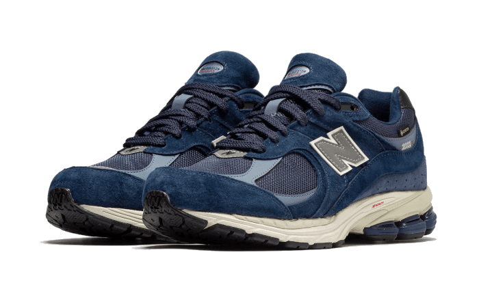 New Balance® 2002R Gore-Tex Navy Arctic Grey