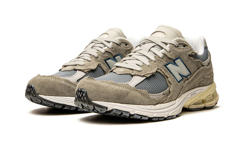 New Balance® 2002R Protection Pack Mirage Grey