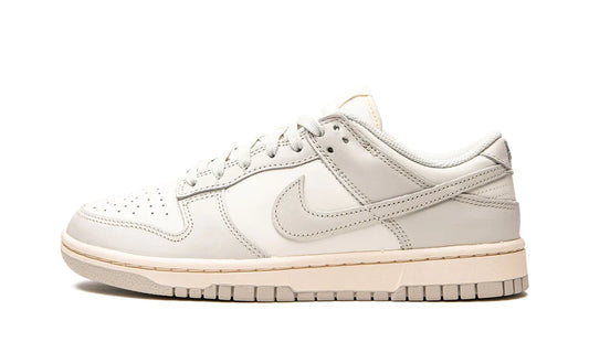 Nike® Dunk Low Light Bone