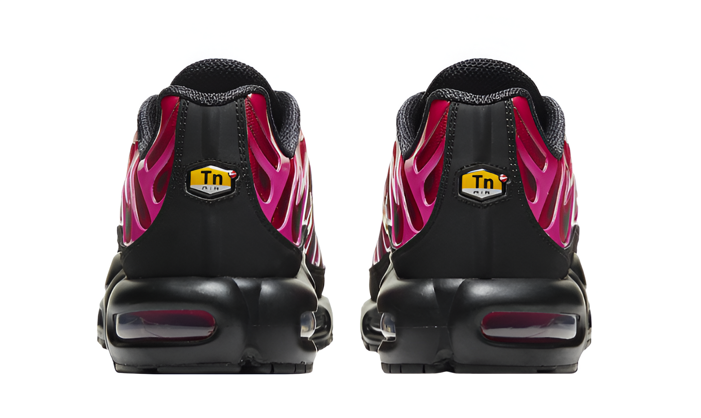 Nike® x Supreme® Air Max Plus Tn Fire Pink