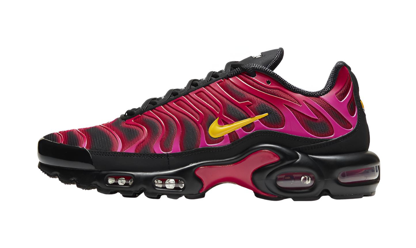 Nike® x Supreme® Air Max Plus Tn Fire Pink